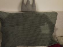 couverture bébé en maille crochet tricot laine verte amande