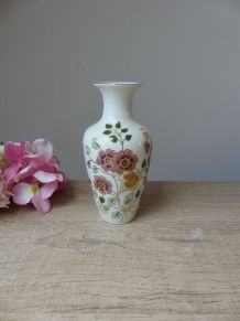 Vintage petit vase en porcelaine Zsolnay décor à fleurs et p