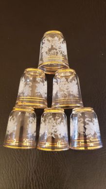 6 petits verres gravés lisérés dorés années 50