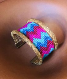Bracelet manchette perles multicolores 