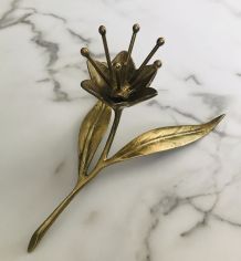 Fleur en laiton doré vintage