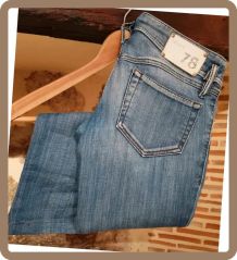 Jeans bleu Diesel modèle Matic (W27 L34) en bon état