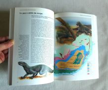 Atlas historique des dinosaures Par M. J. Benton. 