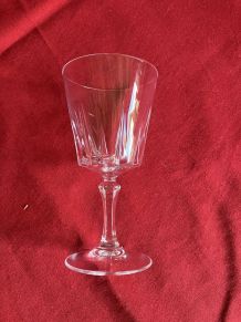 Cristal d'Arques/Versailles 1 verre à vin rouge 