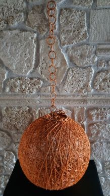 Suspension boule orange ficelle et rotin 1970