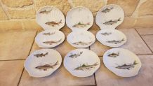 Set de 9 assiettes forme coquillage en porcelaine 