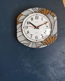 Horloge vintage pendule murale silencieuse années 60 Silvoz