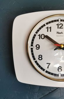 Horloge formica vintage pendule murale silencieuse "Flash"