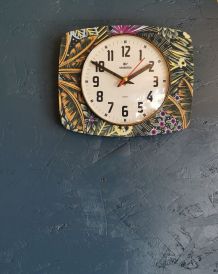 Horloge vintage pendule murale silencieuse "Vedette"