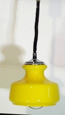 suspension 1970 reglable opaline jaune vif  tres bon etat ac