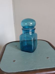 Flacon bocal en verre bleu turquoise