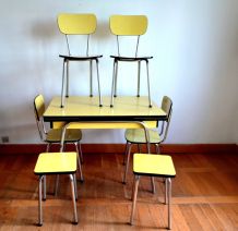 Table et chaises en formica jaune 1970 