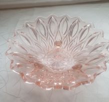 Coupe vintage en verre moulé 