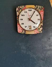 Horloge vintage pendule murale silencieuse années 60 Bayard