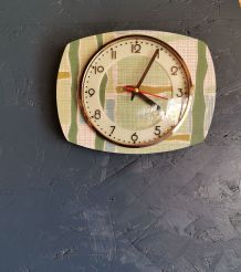 Horloge vintage pendule murale silencieuse années 60 vert