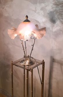 lampe laiton brossé 49x37 avec abat jour dentelle rose verre