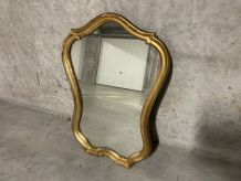 Miroir doré ancien