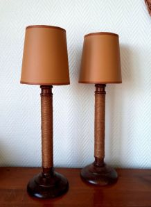 Paire de lampes vintage bois corde et simili cuir 