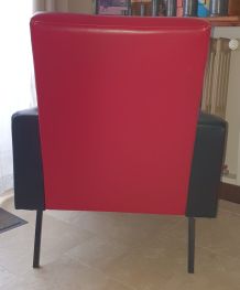 FAUTEUIL ROUGE ET NOIR VINTAGE DES ANNEES 1970  