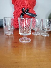 Lot de 4 verres à liqueur Suède modèle Antarès, LUMINARC