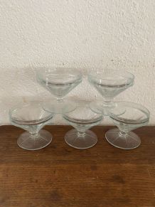 5 coupelles vintage en verre transparent.