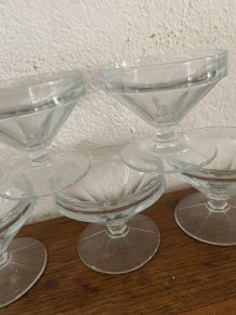 5 coupelles vintage en verre transparent.