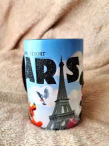 Grand Mug / tasse de collection Mickey Minnie à Paris Disney