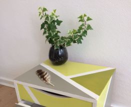 Petit meuble de rangement 