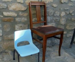 Paire de chaises d'école maternelle vintage