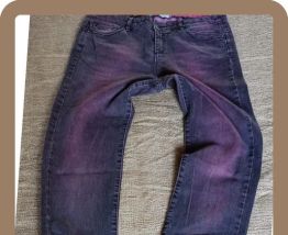 Jeans couleur aubergine reflets fucsia IKKS (W31) en très bo