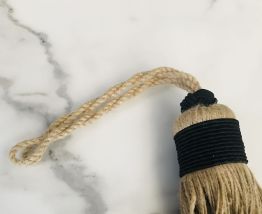 Pompon Tarbouche grand modèle jute noir