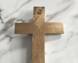 Crucifix doré 