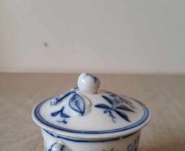 bonbonnière en porcelaine