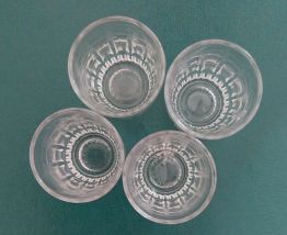 lot de 4 verres à liqueur ou verrine 