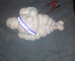 Bibendum michelin 36 cm lumineux 12/24 volts