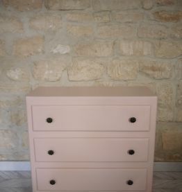 Commode vintage rose