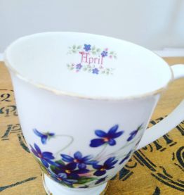 Tasse à thé en porcelaine "April" 