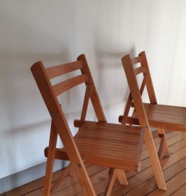 Lot de chaises pliantes en bois