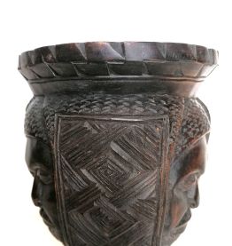 Vase rituel tricéphale Congo 