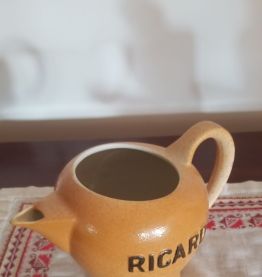 Pichet en grès et verres Ricard