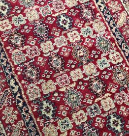 Petit tapis moyen orient vintage