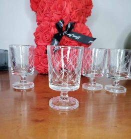 Lot de 4 verres à liqueur Suède modèle Antarès, LUMINARC