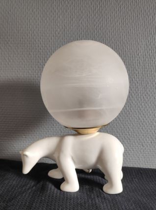 lampe ours en céramique et globe opaline blanches