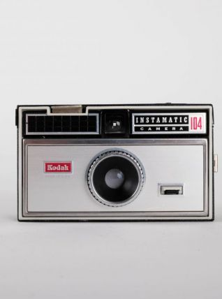 Kodak Instamatic 104 [POUR COLLECTION]
