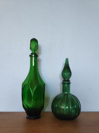 carafes vertes avec bouchon d'origine