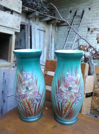 Jolie paire de vases en opaline verre 