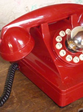 LAMPE TELEPHONE ROUGE