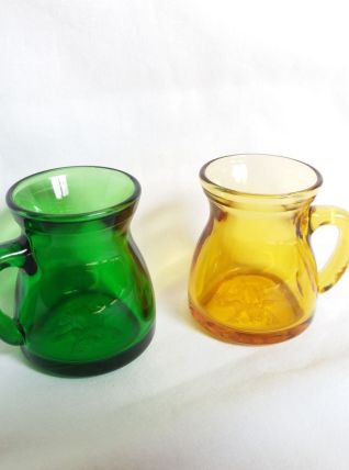 Pichets tasses pots à lait verre coloré