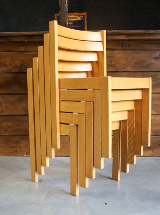 Lot de 5 chaises en bois Baumann.