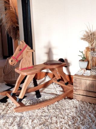 Cheval à bascule en bois massif upcyclé, sellerie de qualité